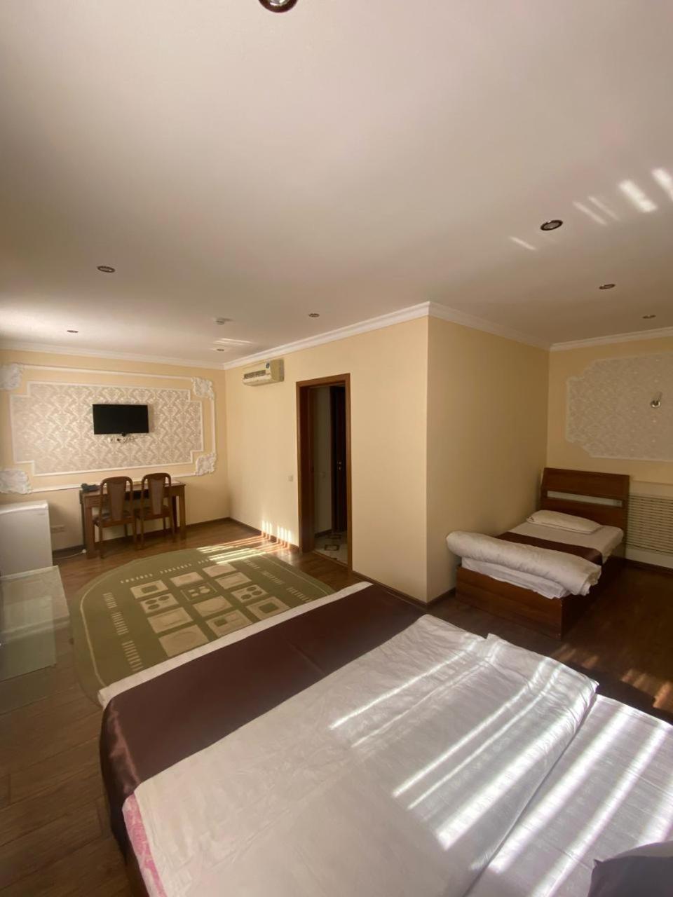 Sky Luxe Hotel Астана Экстерьер фото