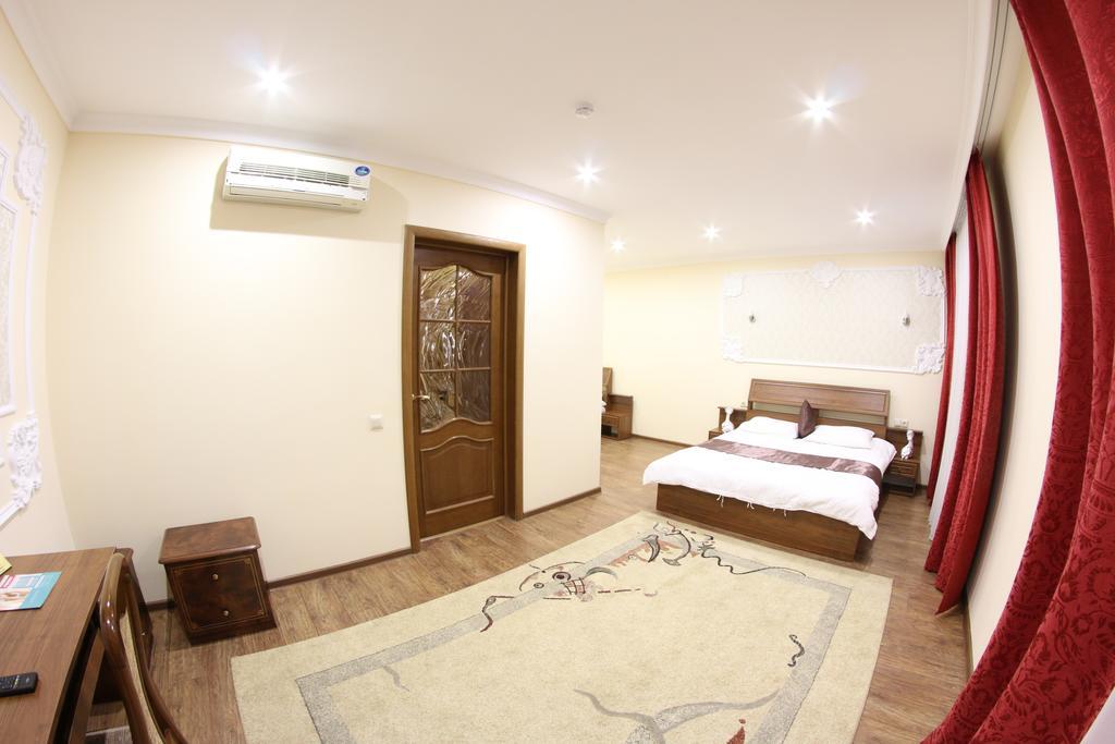Sky Luxe Hotel Астана Номер фото